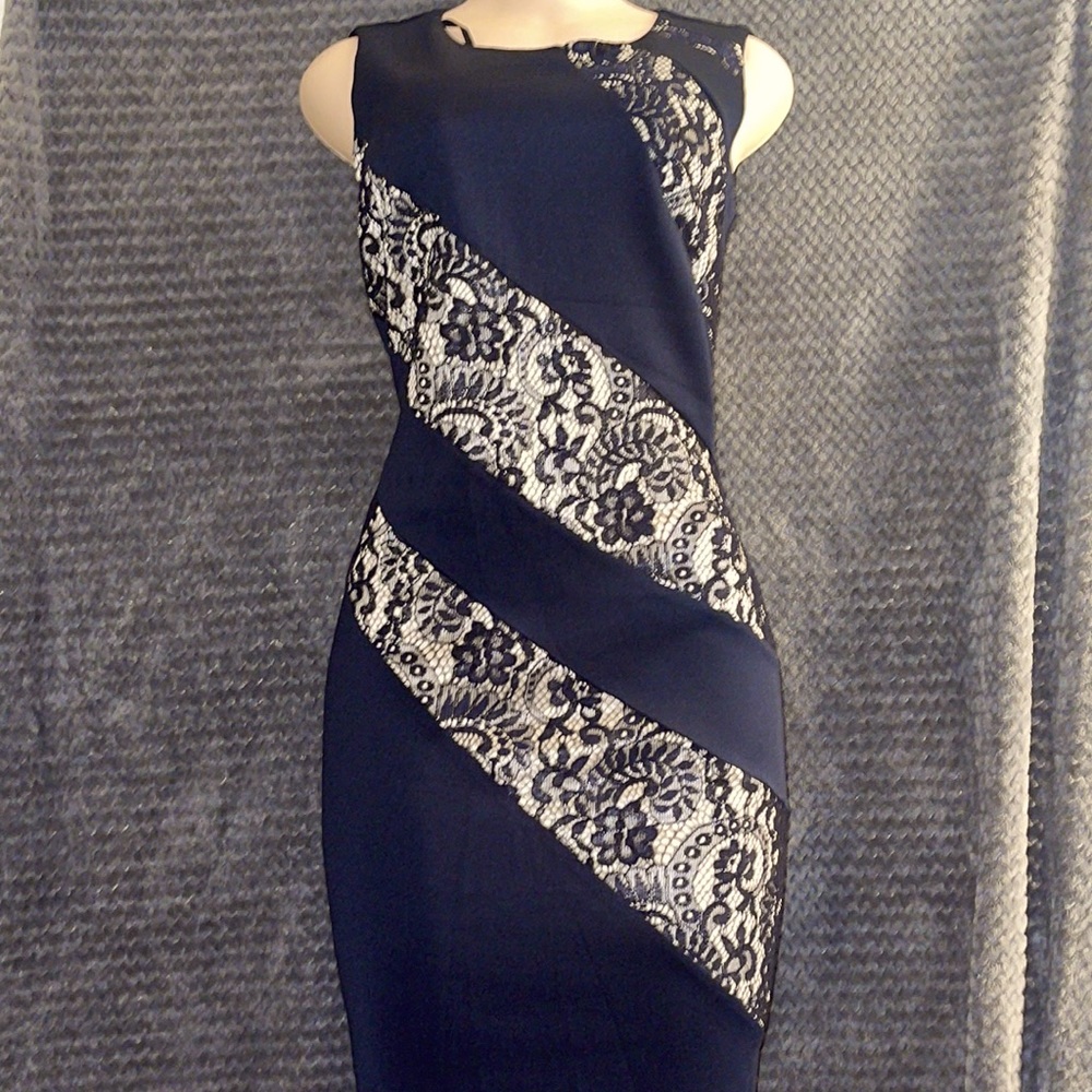 ENFOCUS STUDIO Size 10 Navy And Cream Dress 👗